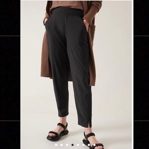 ATHLETA - Brooklyn Ankle Pant - Black - Sz 8